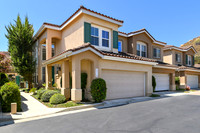521 D Bannister Way, Simi Valley