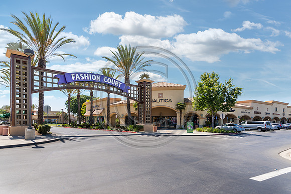 Outlet Mall, Fashion Court